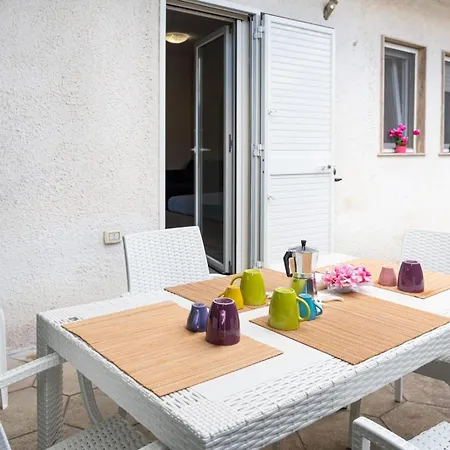 Casa Mario 2d A 180 Mt Dal Mare Di